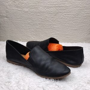 Lucky Brand Black Soft Leather Upper Almond Toe Slip On Flat Loafer Shoe